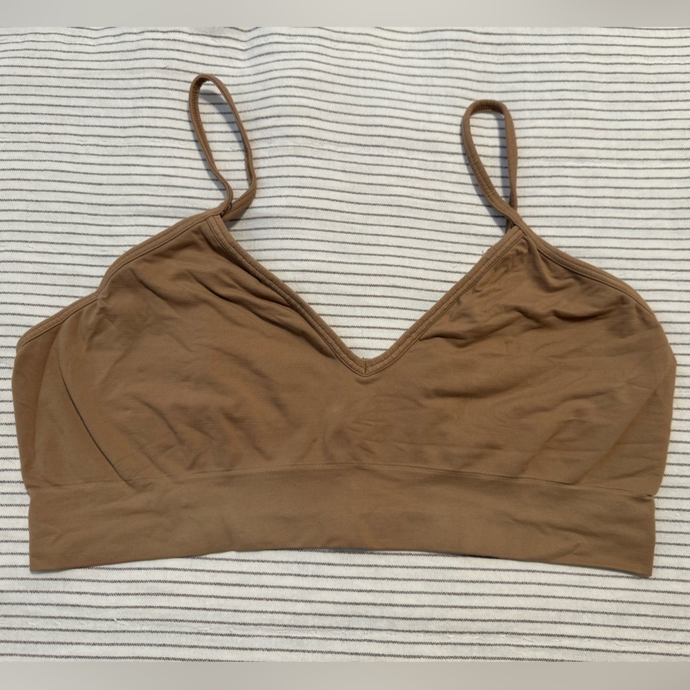 SKIMS Fits Everybody Black Lounge Bra